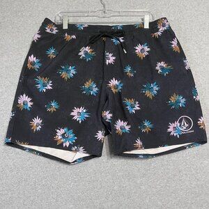 Volcom Board Shorts Mens XL Black Board Shorts Floral 7" Inseam Unlined
